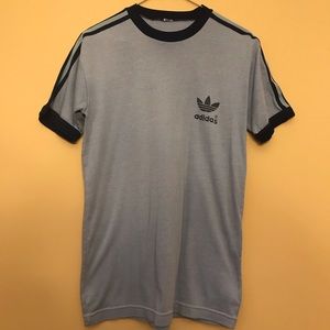 ADIDAS ringer tee 🌿